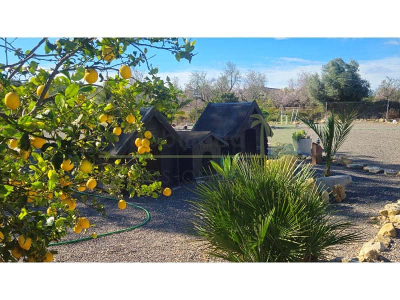 2 soveværelse Finca/Landehus til salg i Calig med garage - € 375.000 (Ref: 9568917)