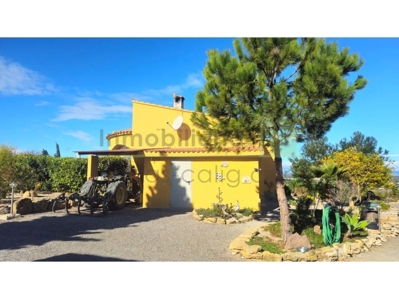 2 soveværelse Finca/Landehus til salg i Calig med garage - € 375.000 (Ref: 9568917)