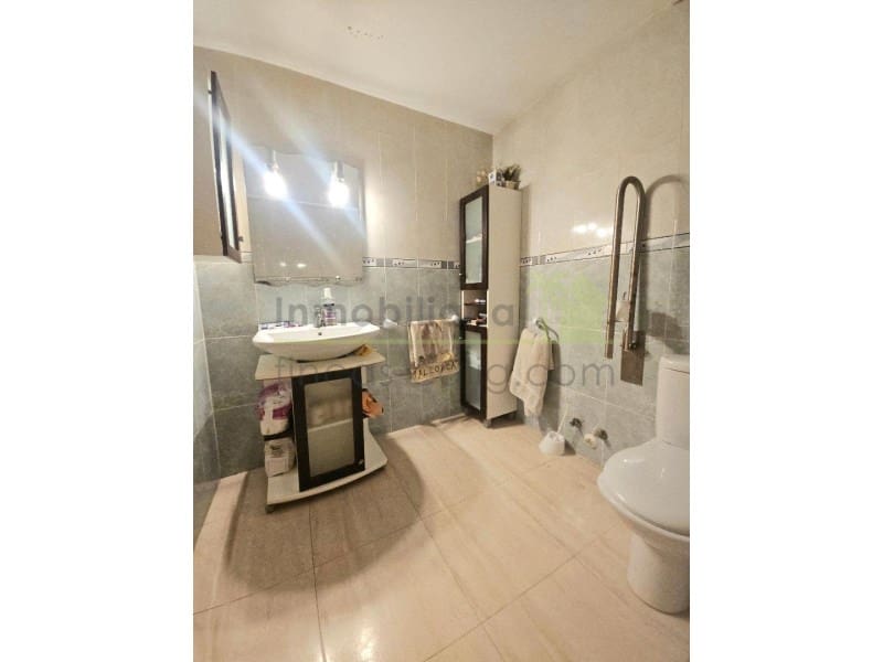 3 chambre Appartement à vendre à Calig avec piscine garage - 110 000 € (Ref: 9568918)