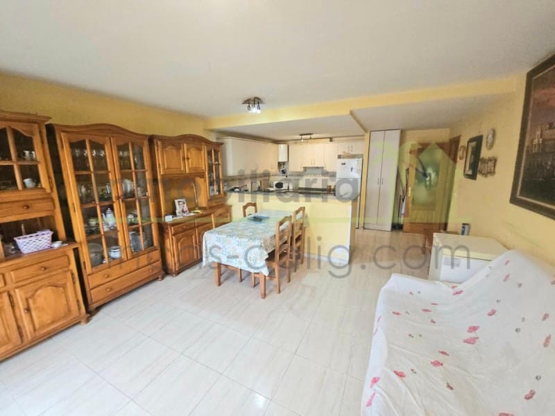 3 chambre Appartement à vendre à Calig avec piscine garage - 110 000 € (Ref: 9568918)