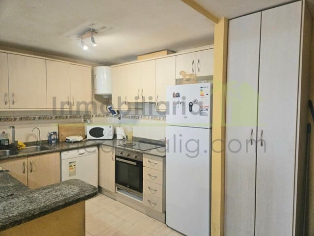 3 Zimmer Apartment zu verkaufen in Càlig mit Pool Garage - 110.000 € (Ref: 9568918)