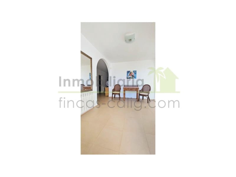 4 bedroom Villa for sale in Vinaros with pool garage - € 750,000 (Ref: 9568920)