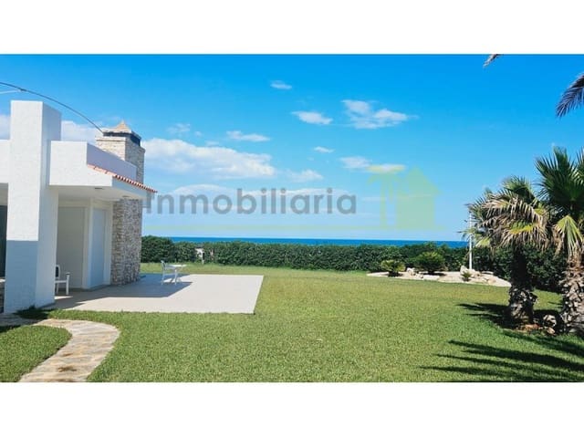 4 bedroom Villa for sale in Vinaròs with pool garage - € 750,000 (Ref: 9568920)