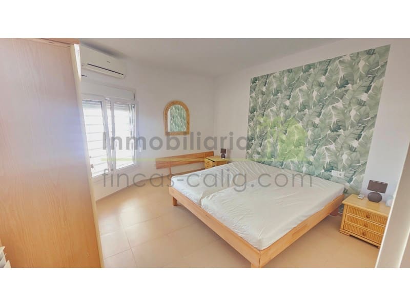 4 bedroom Villa for sale in Vinaros with pool garage - € 750,000 (Ref: 9568920)