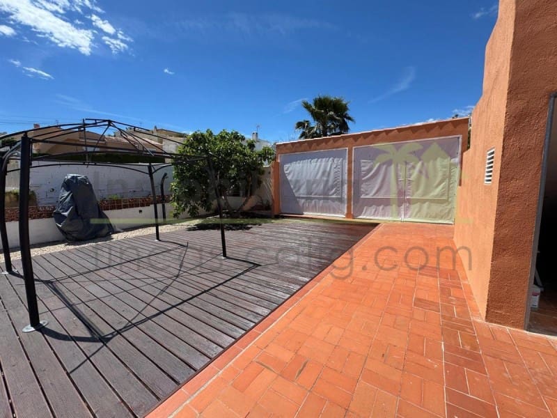 2 soveværelse Villa til salg i Peniscola med swimmingpool - € 295.000 (Ref: 9568921)