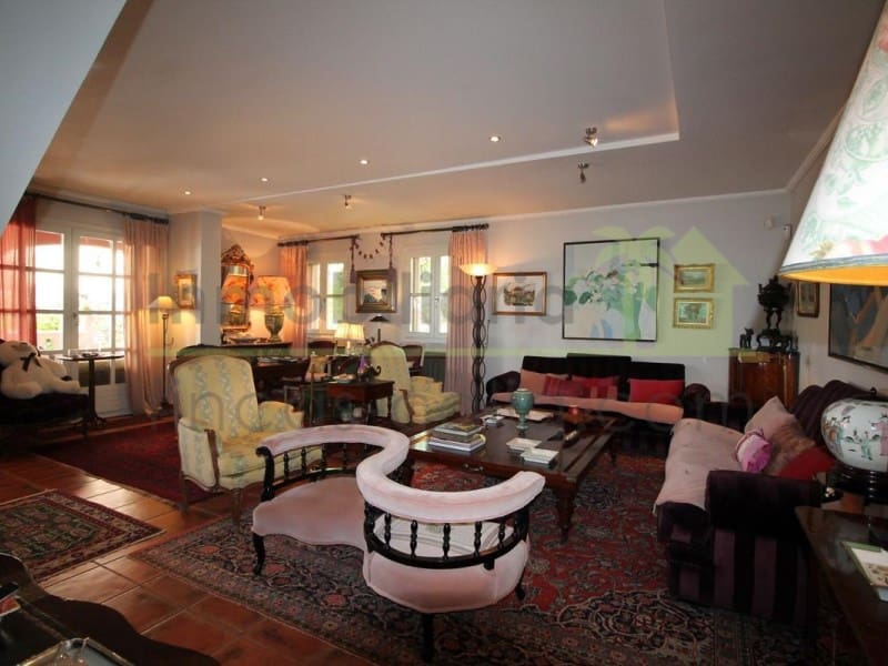 4 soverom Finca/Herregård til salgs i Calig med svømmebasseng garasje - € 565 000 (Ref: 9568924)