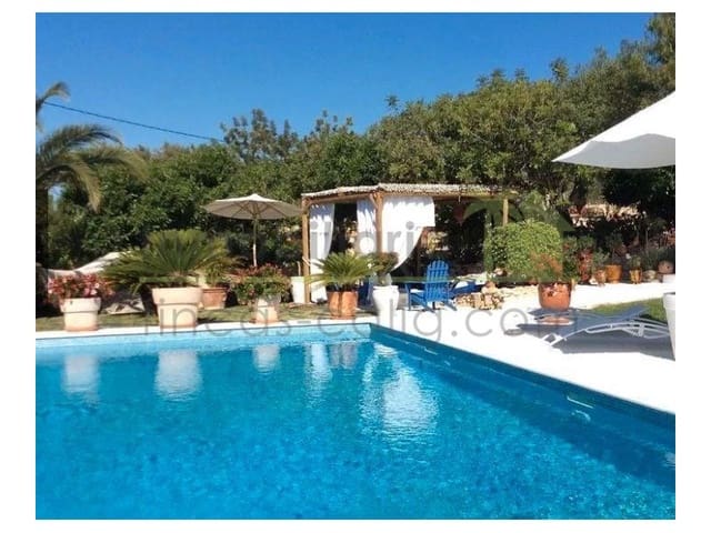 4 soverom Finca/Herregård til salgs i Càlig med svømmebasseng garasje - € 565 000 (Ref: 9568924)