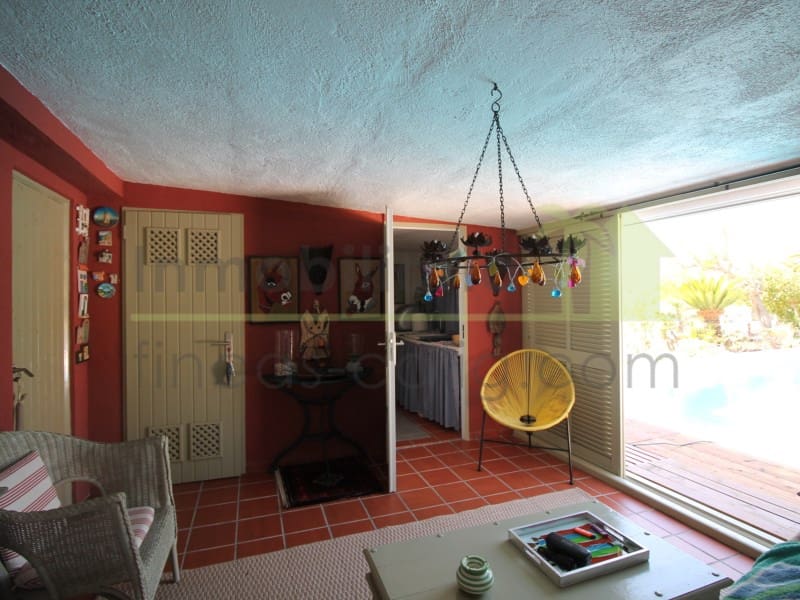 4 soverom Finca/Herregård til salgs i Calig med svømmebasseng garasje - € 565 000 (Ref: 9568924)