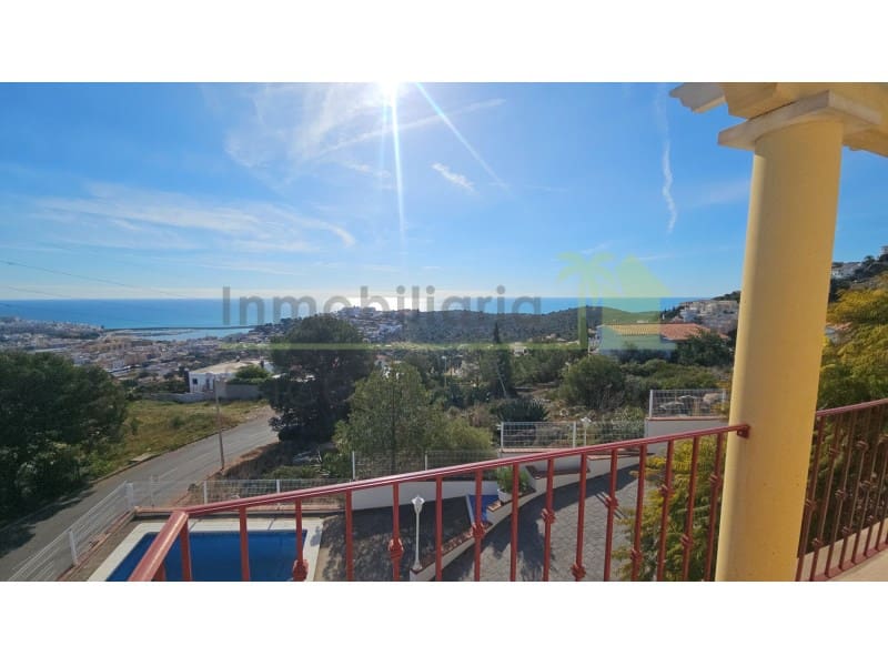 3 soveværelse Semi-Rækkehus til salg i Peniscola med swimmingpool garage - € 240.000 (Ref: 9568926)