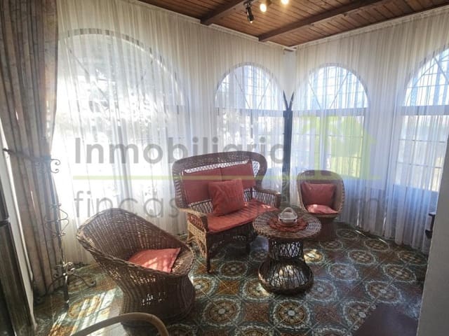 5 soveværelse Villa til salg i Vinaròs med swimmingpool garage - € 445.000 (Ref: 9568927)