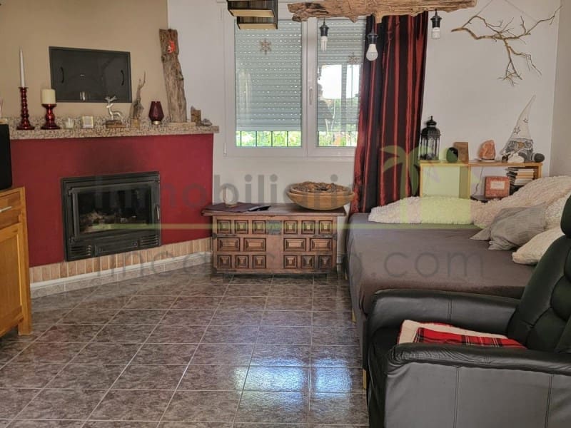 2 soveværelse Finca/Landehus til salg i Calig med swimmingpool - € 349.000 (Ref: 9568929)