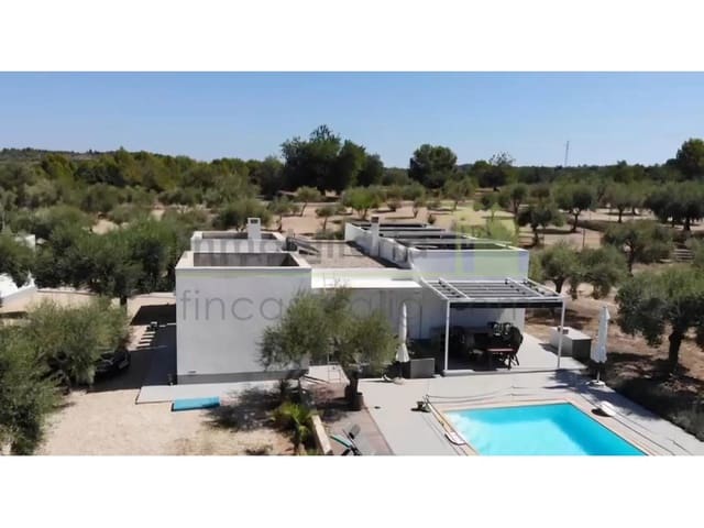 4 soveværelse Finca/Landehus til salg i Sant Jordi med swimmingpool garage - € 445.000 (Ref: 9568930)
