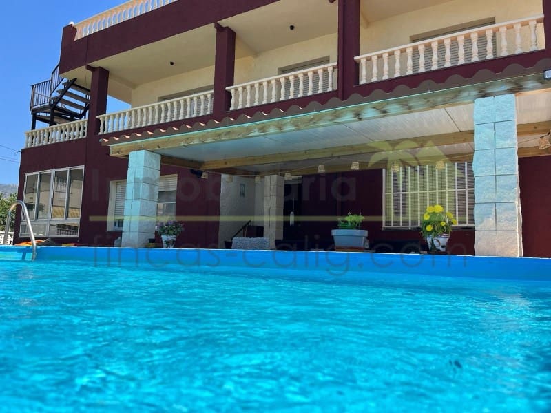 8 makuuhuone Huvila myytävänä paikassa Alcanar mukana uima-altaan 
autotalli - 447 000 € (Ref: 9568931)