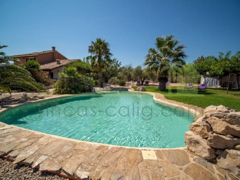 9 soveværelse Finca/Landehus til salg i Cervera del Maestre / Cervera del Maestrat - € 1.200.000 (Ref: 9568932)