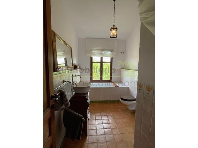 9 soveværelse Finca/Landehus til salg i Cervera del Maestre / Cervera del Maestrat - € 1.200.000 (Ref: 9568932)