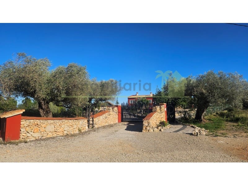 3 soverom Finca/Herregård til salgs i Calig med svømmebasseng - € 590 000 (Ref: 9568933)