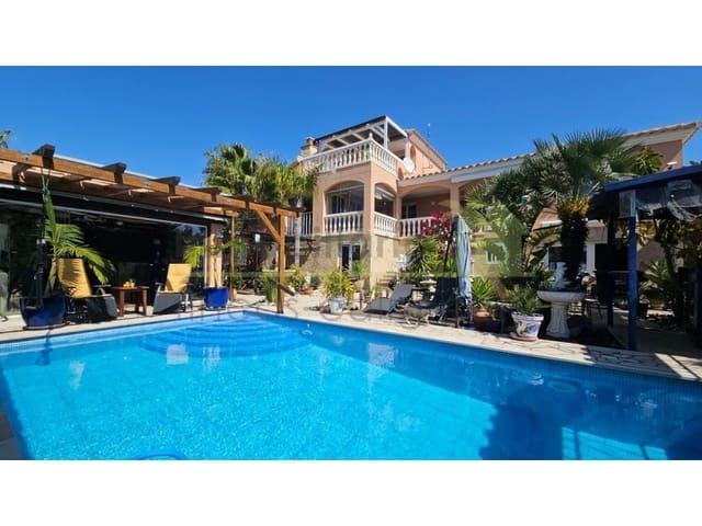 4 sypialnia Finka/Dom wiejski na sprzedaż w Càlig z basenem - 525 000 € (Ref: 9568934)