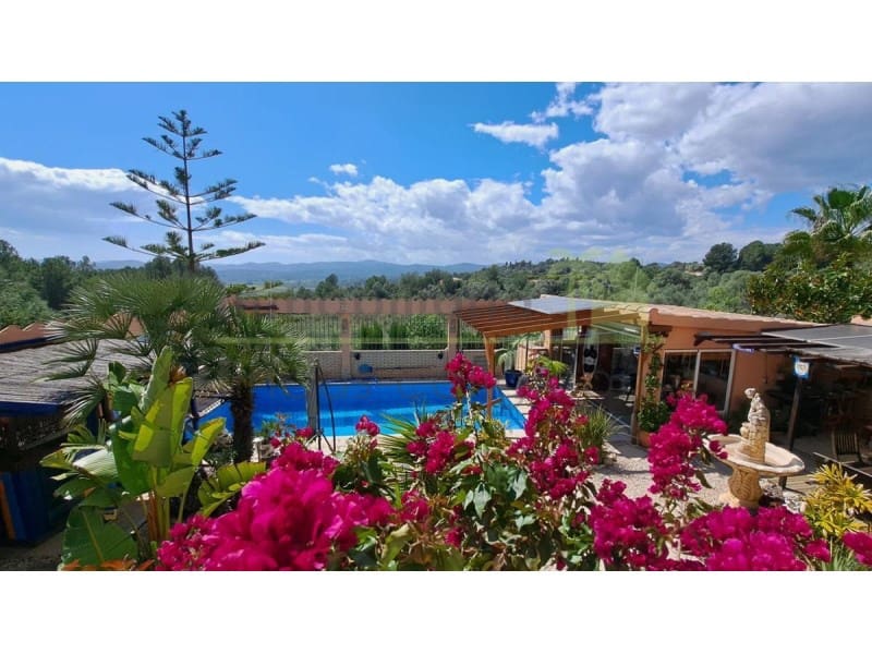 4 sypialnia Finka/Dom wiejski na sprzedaż w Calig z basenem - 525 000 € (Ref: 9568934)