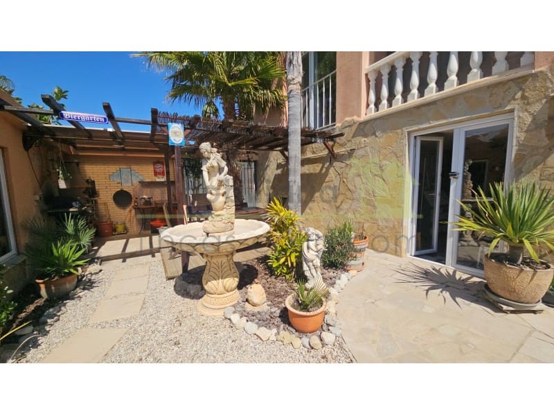 4 sypialnia Finka/Dom wiejski na sprzedaż w Calig z basenem - 525 000 € (Ref: 9568934)