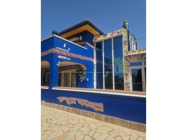 3 sypialnia Finka/Dom wiejski na sprzedaż w Càlig z basenem garażem - 585 000 € (Ref: 9568935)