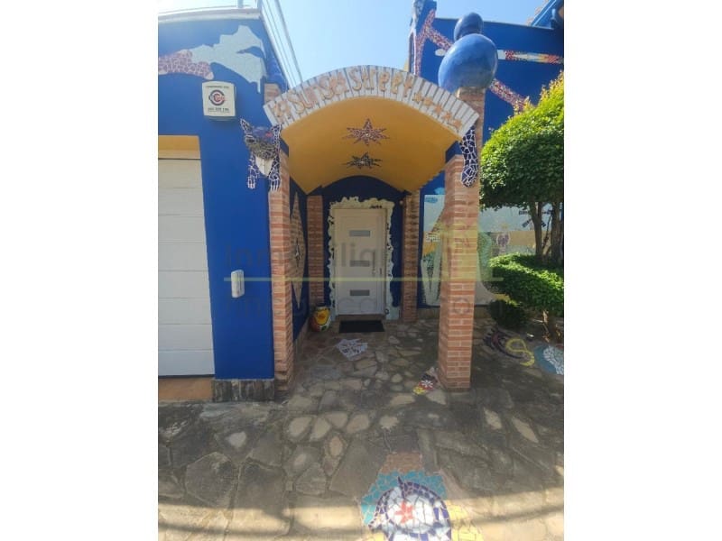 3 sypialnia Finka/Dom wiejski na sprzedaż w Calig z basenem garażem - 585 000 € (Ref: 9568935)