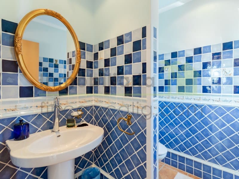 3 sypialnia Finka/Dom wiejski na sprzedaż w Calig z basenem garażem - 585 000 € (Ref: 9568935)