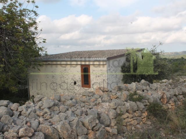 Rakentamaton maa myytävänä paikassa Cervera del Maestre / Cervera del Maestrat - 50 000 € (Ref: 9568937)