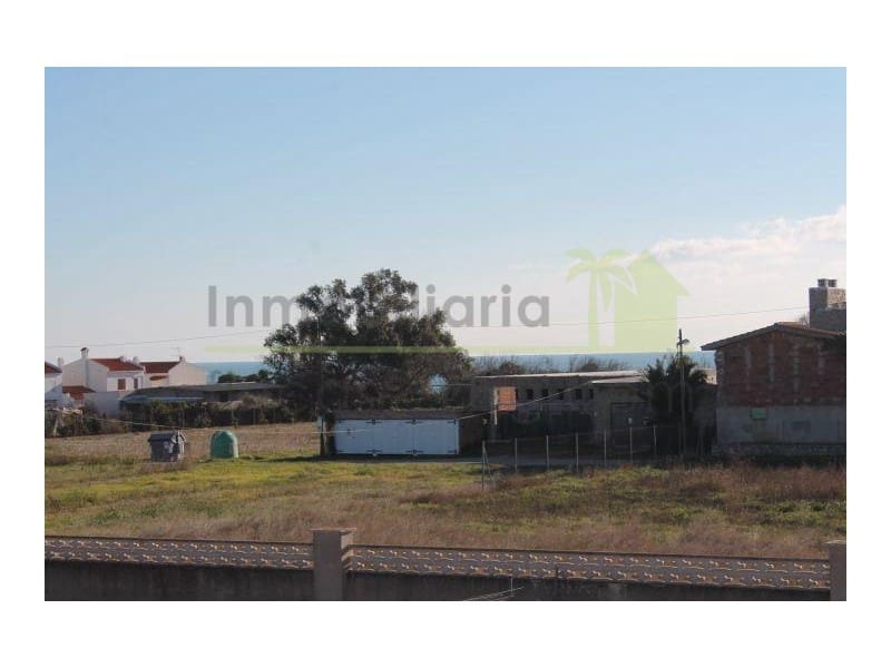 Grunde uden byggetilladelser til salg i Peniscola - € 75.000 (Ref: 9568939)