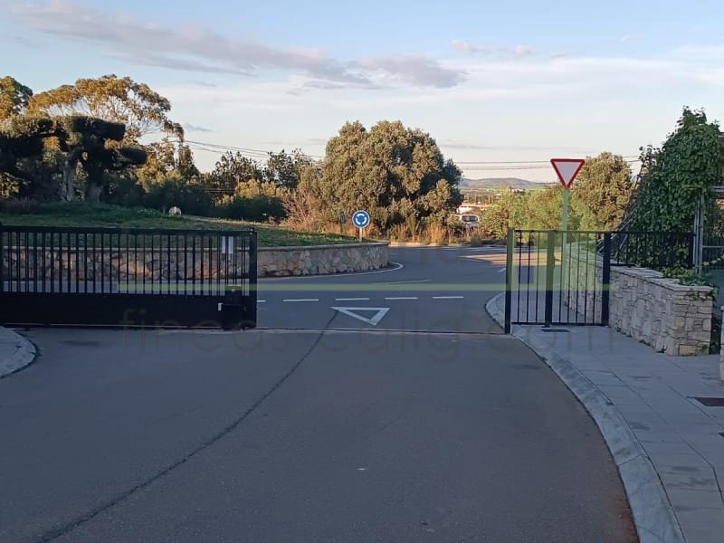 Grunde uden byggetilladelser til salg i Peniscola - € 75.000 (Ref: 9568939)