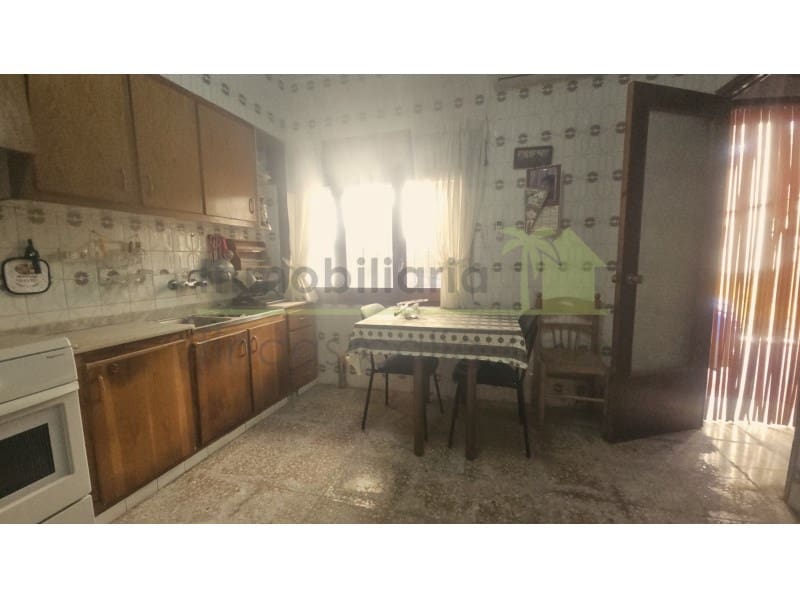 4 chambre Maison de Ville à vendre à Calig - 75 000 € (Ref: 9568944)