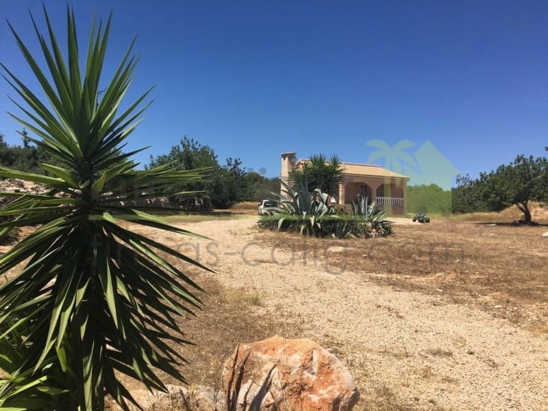 3 makuuhuone Maalaistalo myytävänä paikassa Calig - 260 000 € (Ref: 9568946)