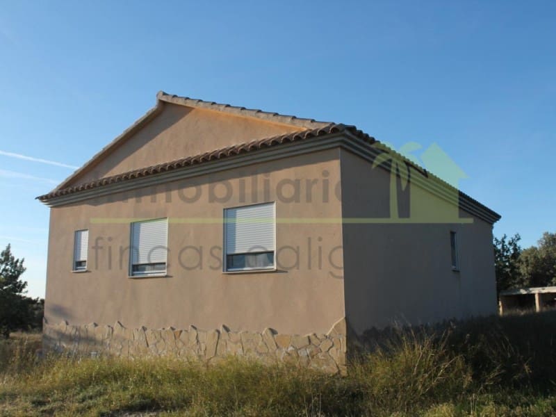 3 makuuhuone Maalaistalo myytävänä paikassa Calig - 260 000 € (Ref: 9568946)