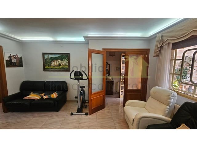 4 soverom Hus til salgs i Càlig med garasje - € 245 000 (Ref: 9568950)