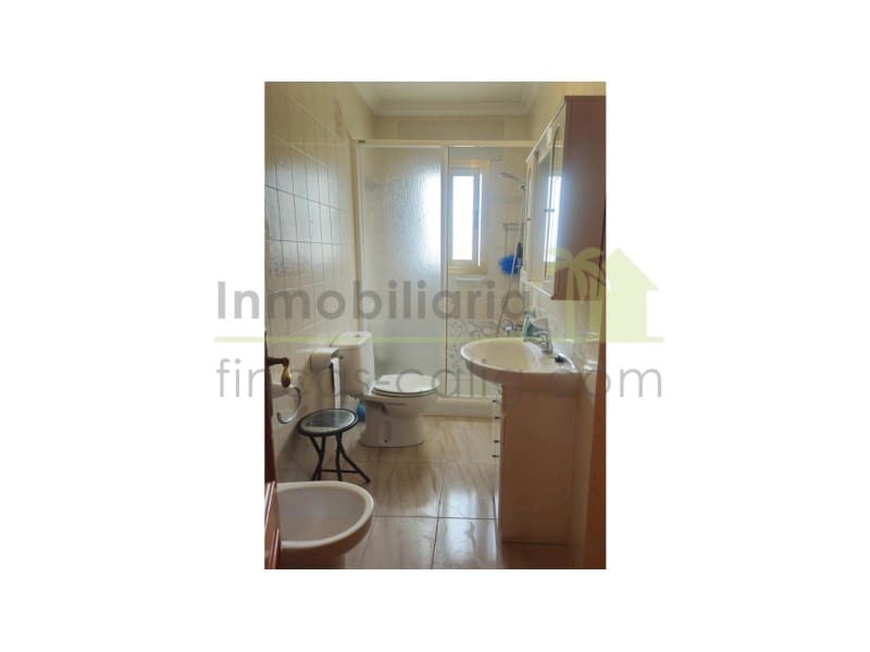 4 soverom Hus til salgs i Calig med garasje - € 245 000 (Ref: 9568950)