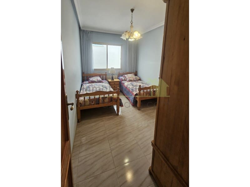 4 soverom Hus til salgs i Calig med garasje - € 245 000 (Ref: 9568950)