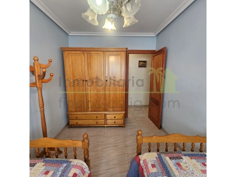 4 soverom Hus til salgs i Calig med garasje - € 245 000 (Ref: 9568950)