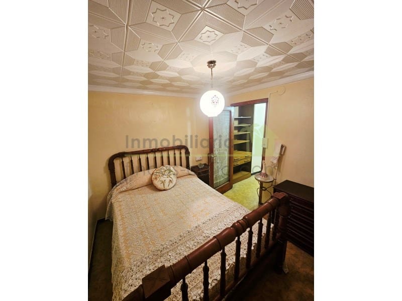 5 camera da letto Casa in vendita in Calig - 65.000 € (Rif: 9568951)