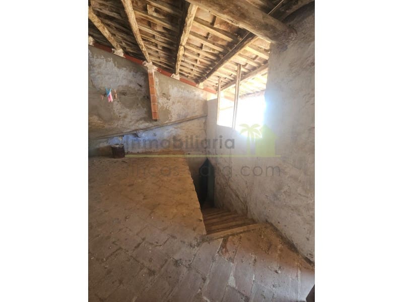 5 camera da letto Casa in vendita in Calig - 65.000 € (Rif: 9568951)