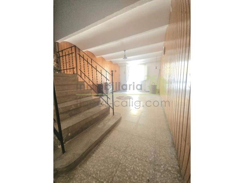 4 Zimmer Haus zu verkaufen in Calig mit Garage - 139.000 € (Ref: 9568952)