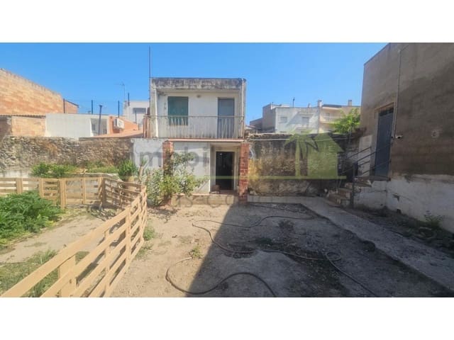 4 soverom Hus til salgs i Càlig med garasje - € 139 000 (Ref: 9568952)