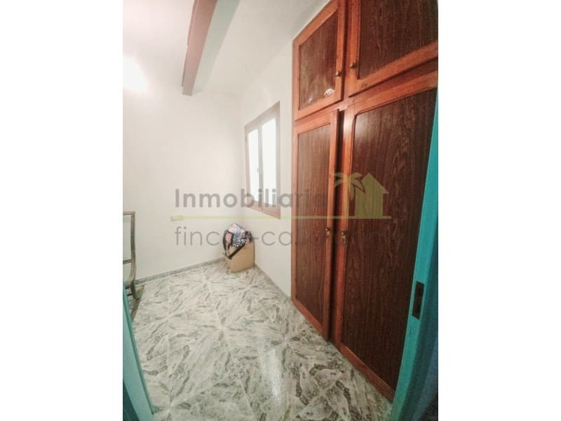 4 Zimmer Haus zu verkaufen in Calig mit Garage - 139.000 € (Ref: 9568952)