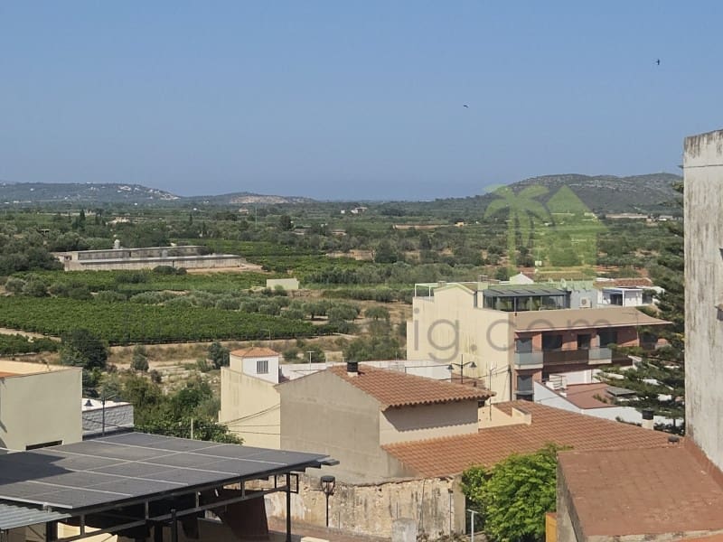 4 Zimmer Haus zu verkaufen in Calig mit Garage - 139.000 € (Ref: 9568952)