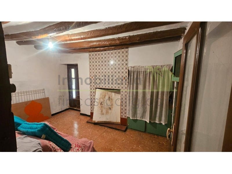 5 slaapkamer Huis te koop in Calig - € 39.500 (Ref: 9568954)