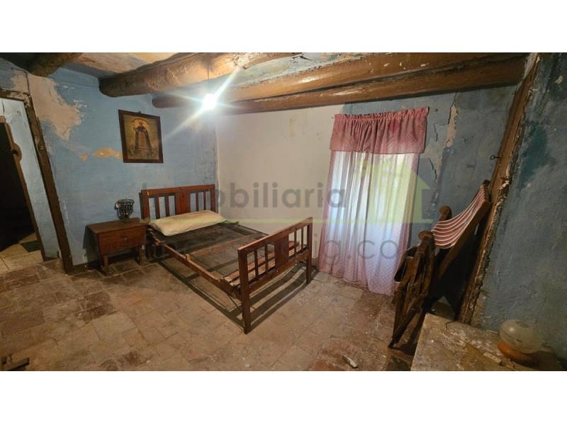 5 slaapkamer Huis te koop in Calig - € 39.500 (Ref: 9568954)