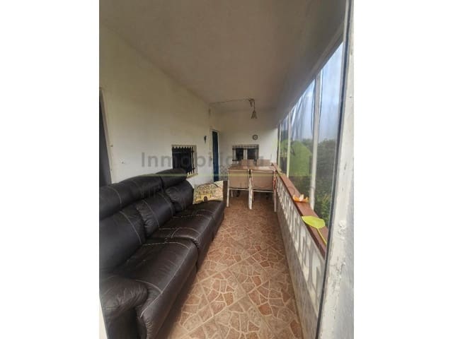 5 soveværelse Finca/Landehus til salg i Cervera del Maestre / Cervera del Maestrat med swimmingpool - € 125.000 (Ref: 9591463)