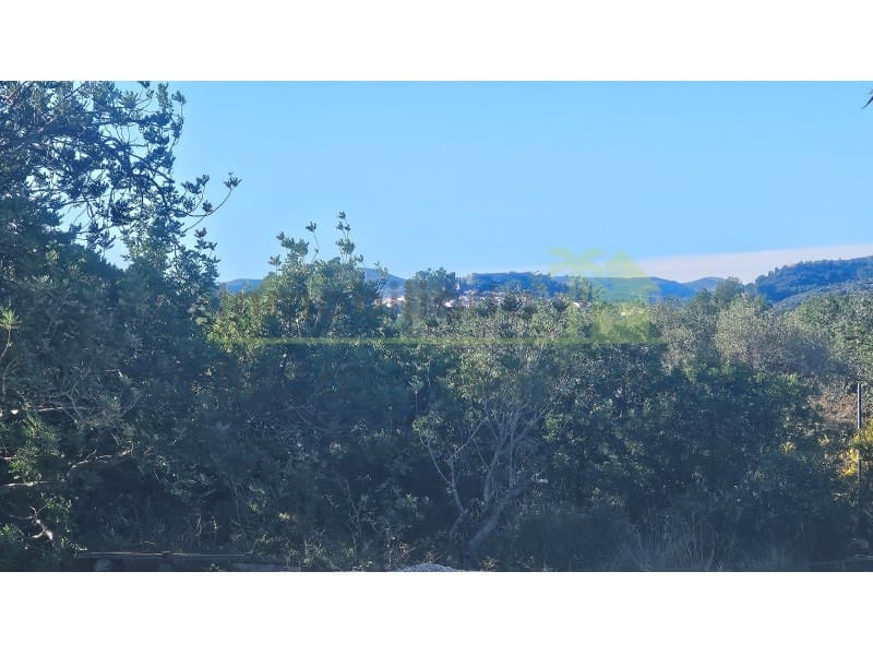 5 soveværelse Finca/Landehus til salg i Cervera del Maestre / Cervera del Maestrat med swimmingpool - € 125.000 (Ref: 9591463)