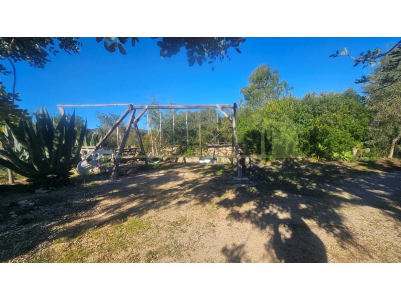 5 soveværelse Finca/Landehus til salg i Cervera del Maestre / Cervera del Maestrat med swimmingpool - € 125.000 (Ref: 9591463)