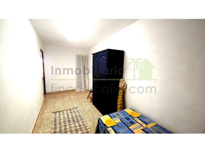 4 slaapkamer Huis te koop in Sant Jordi - € 166.000 (Ref: 9591468)