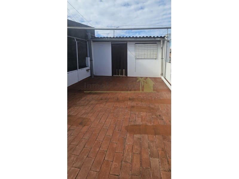 3 bedroom Villa for sale in Calig with garage - € 155,000 (Ref: 9591474)