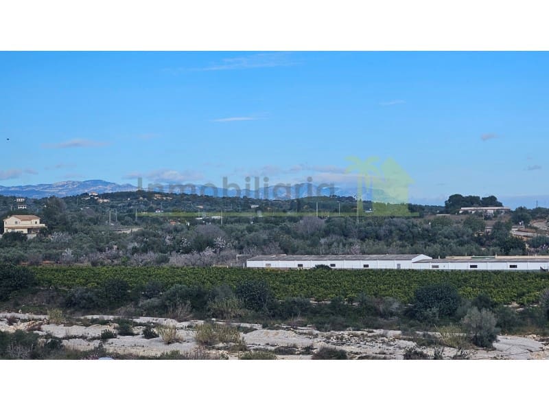 3 bedroom Villa for sale in Calig with garage - € 155,000 (Ref: 9591474)